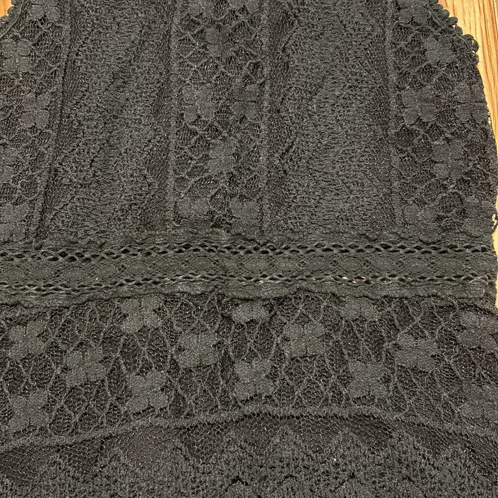 Rue 21 Womens black lacy sleeveless blouse - Picture 5 of 5